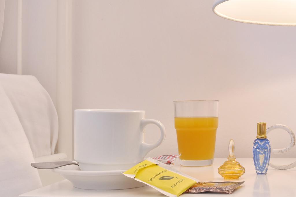 Rolandos Apartments 아기오스고르디오스 외부 사진